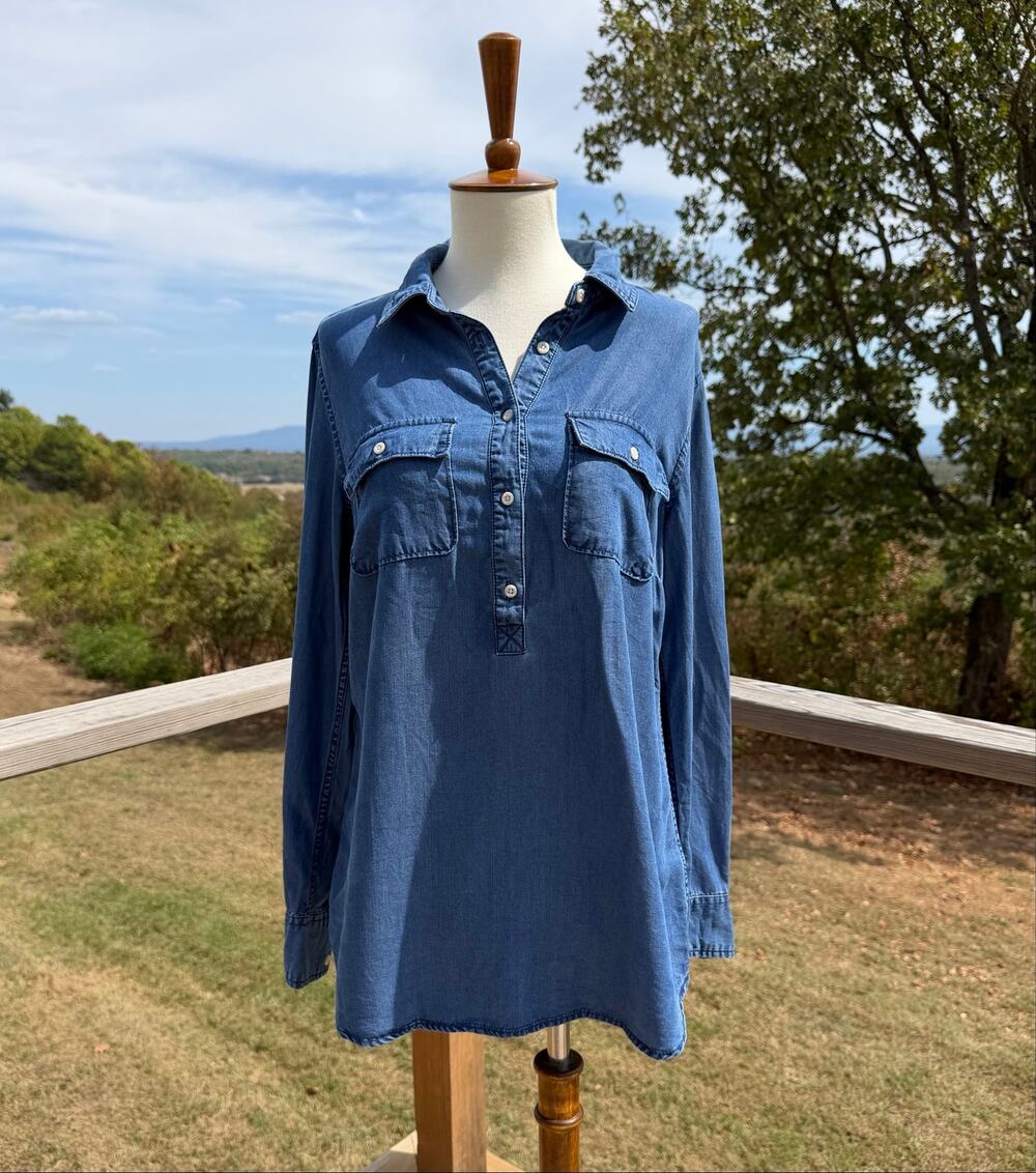 A New Day Chambray Denim Tunic Half Button Long Sleeve Shirt Women’s Size Medium